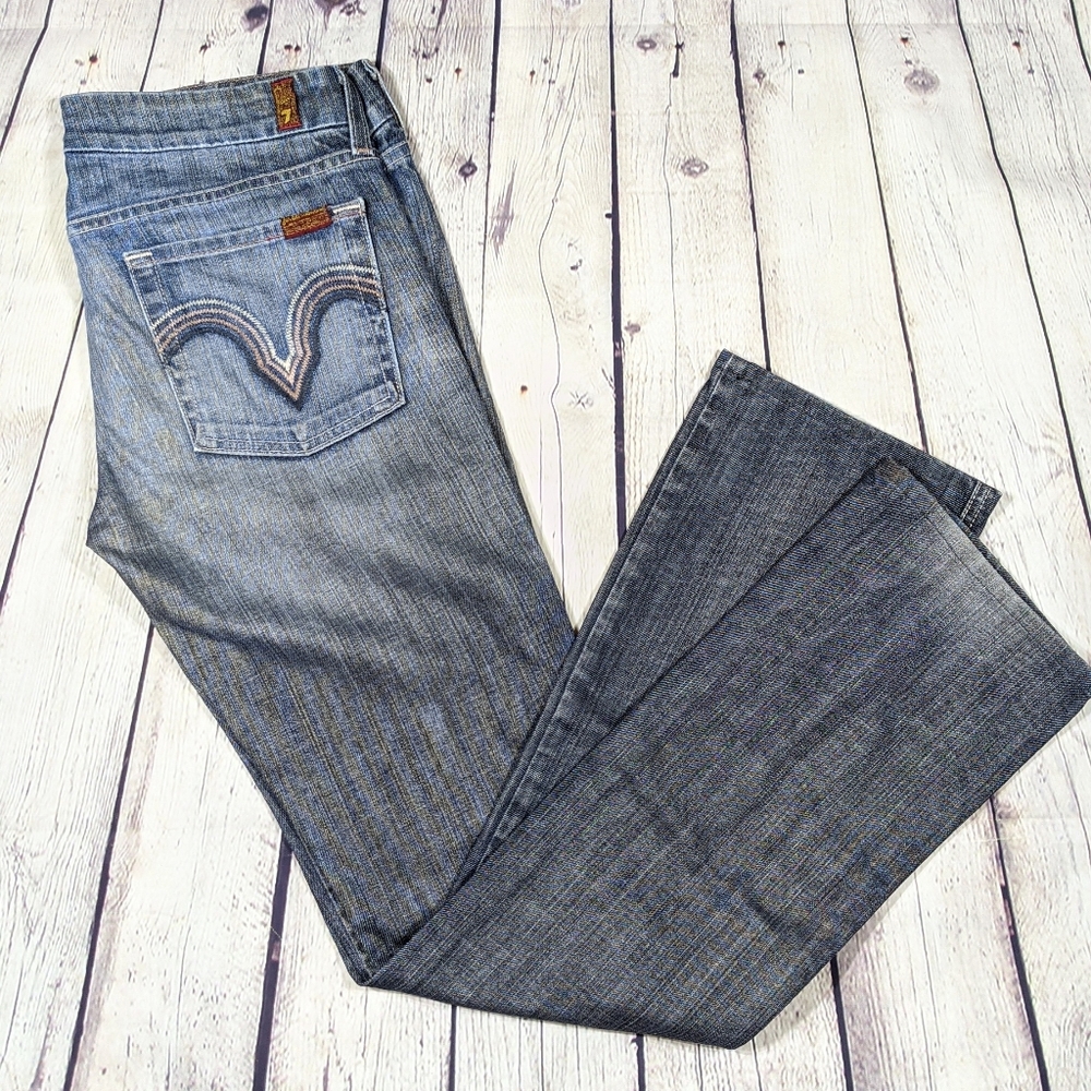 7FAM Straight Leg Denim Faded Jeans 28